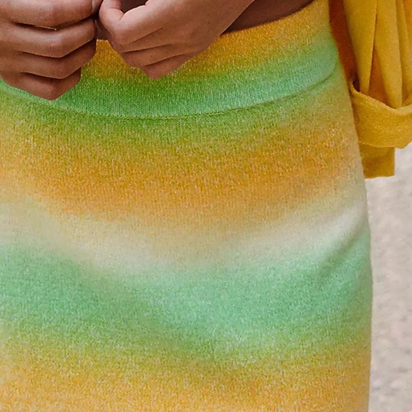 Anthropologie Ombre Knit Midi Skirt - Picture 4 of 6